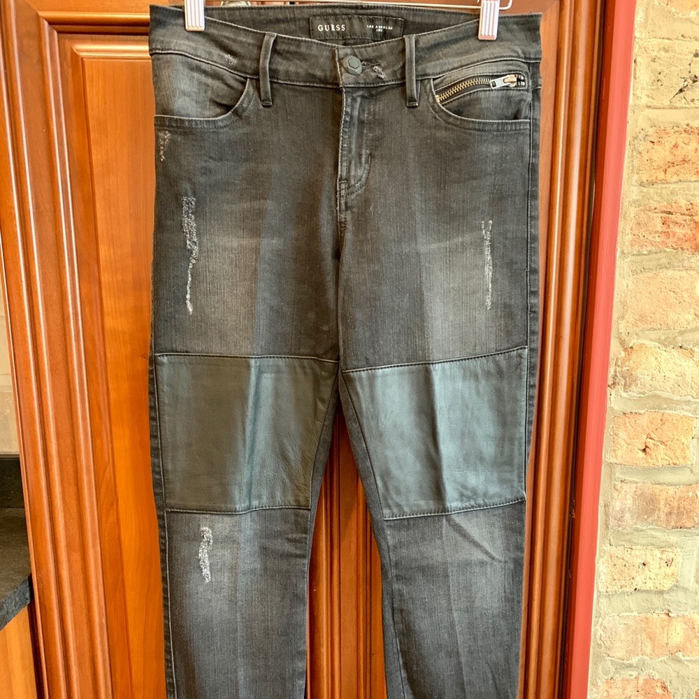 GUESS, BLACK / DARK GREY FAUX LEATHER INSERT PANTS WITH ZIPPERS. WOMANS SIZE 28